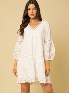 Women's White Eyelet V-Neck Dress